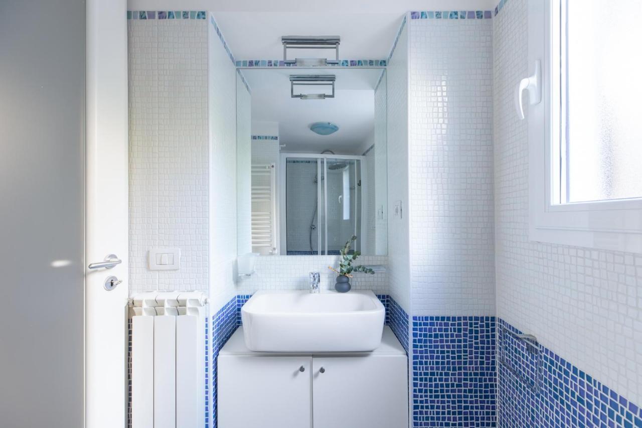 Iflat Monti'S Paradise Apartment Rome Bagian luar foto